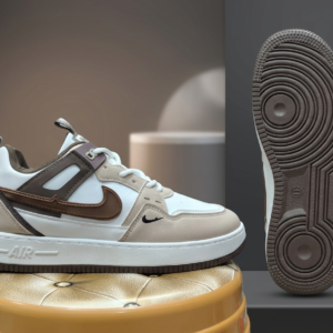 Nike High-Top Sneaker White Khaki 10